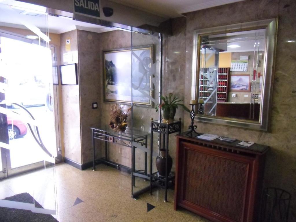Hostal Don Suero León Exterior foto